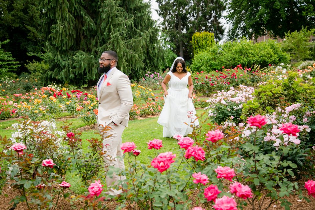 Seattle Wedding Officiants, Elaine Way, Woodland Park Rose Garden, Jen Sanders Photography, Last Minute Wedding, Seattle Elopement, Rose Garden Wedding