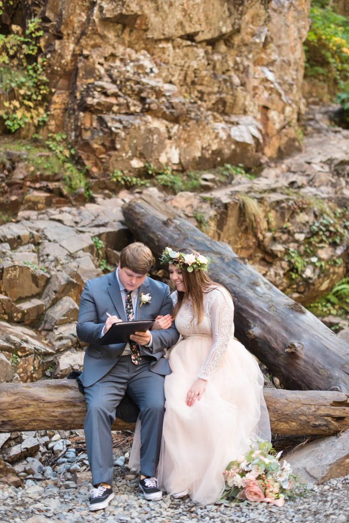 Seattle Wedding Officiants, Seattle Elope, Franklin Falls, Jeanne Phinney Photography, Elaine Way, Elopements Seattle, small wedding, Waterfall elopement